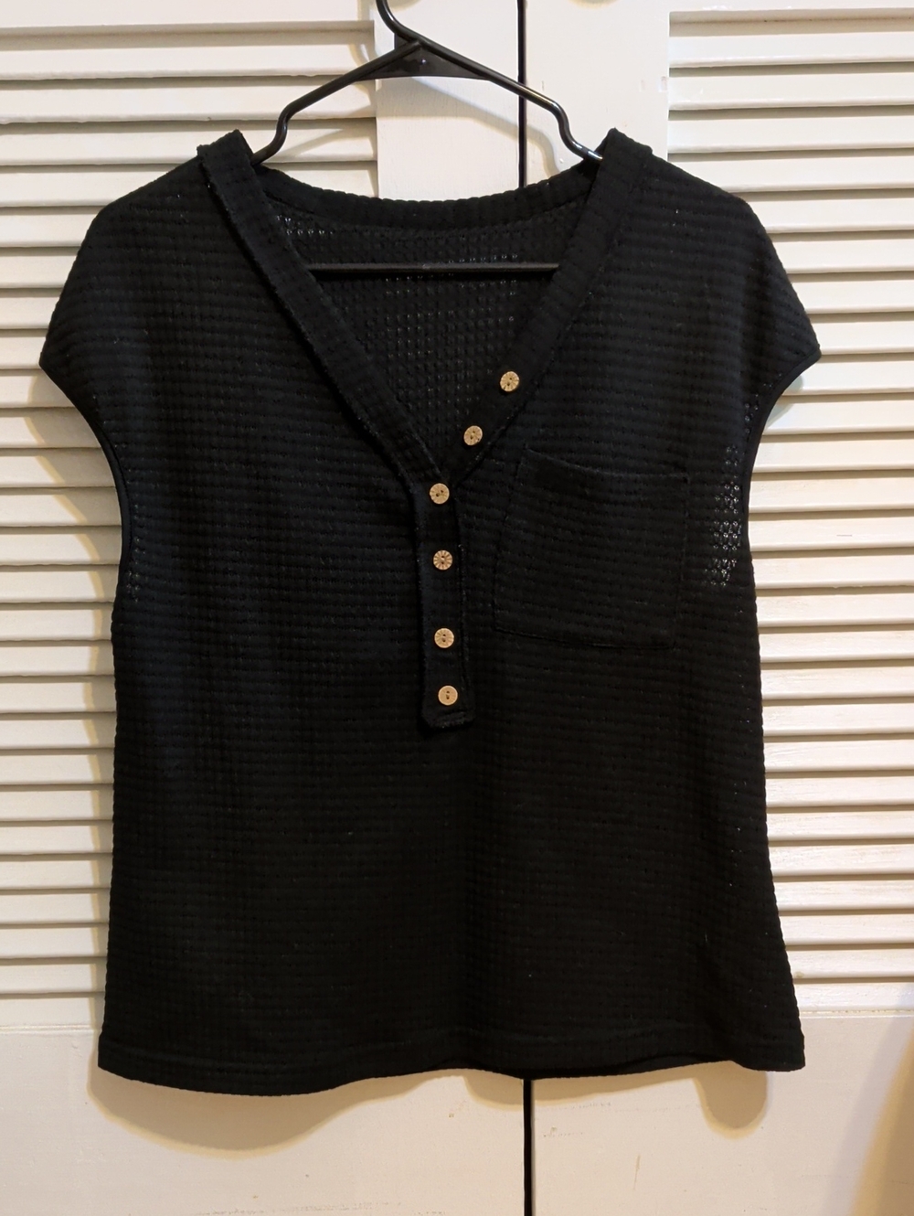 SHEIN Black Waffle Henley Tank with Pocket